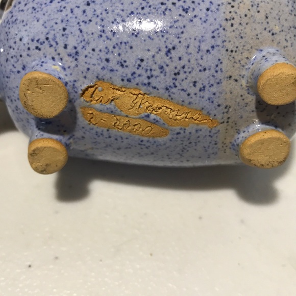 Handmade Ceramic Pig Salt and Pepper Shakers - Picture 4 of 4